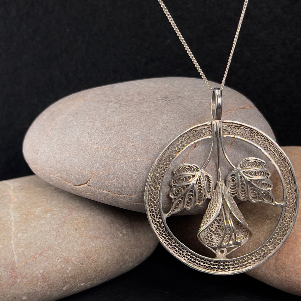 Antique Art Deco Floral & Leaf Silver Round Lace Pendant Necklace View II