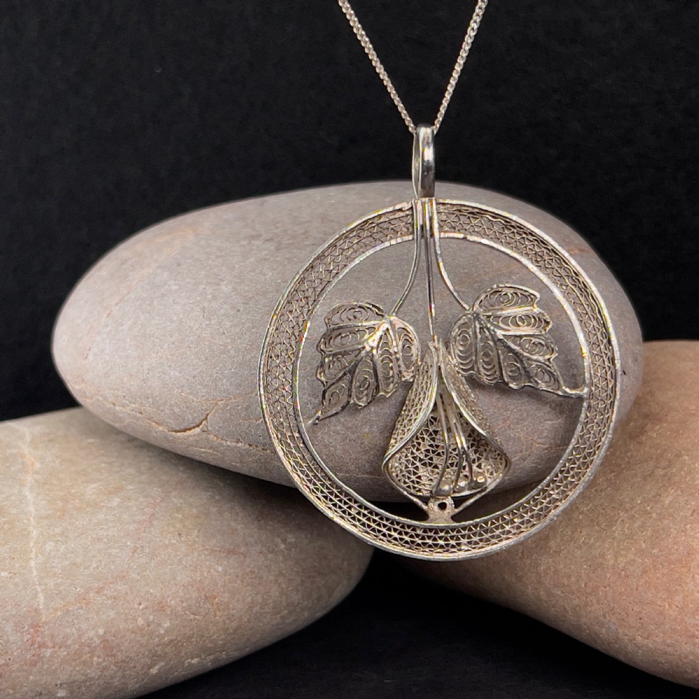Antique Art Deco Floral & Leaf Silver Round Lace Pendant Necklace View V