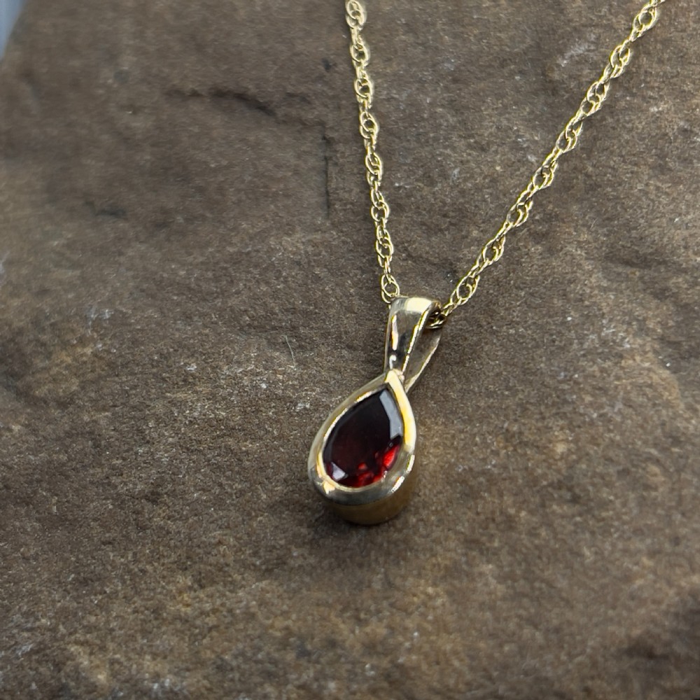 9ct Gold Pear Drop Garnet Pendant Necklace
 View II