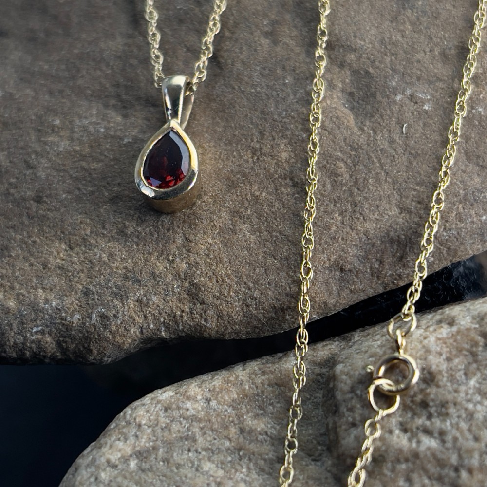 9ct Gold Pear Drop Garnet Pendant Necklace
 View IV