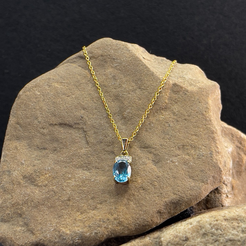 9ct Gold Diamond & Blue Topaz Pendant Necklace
