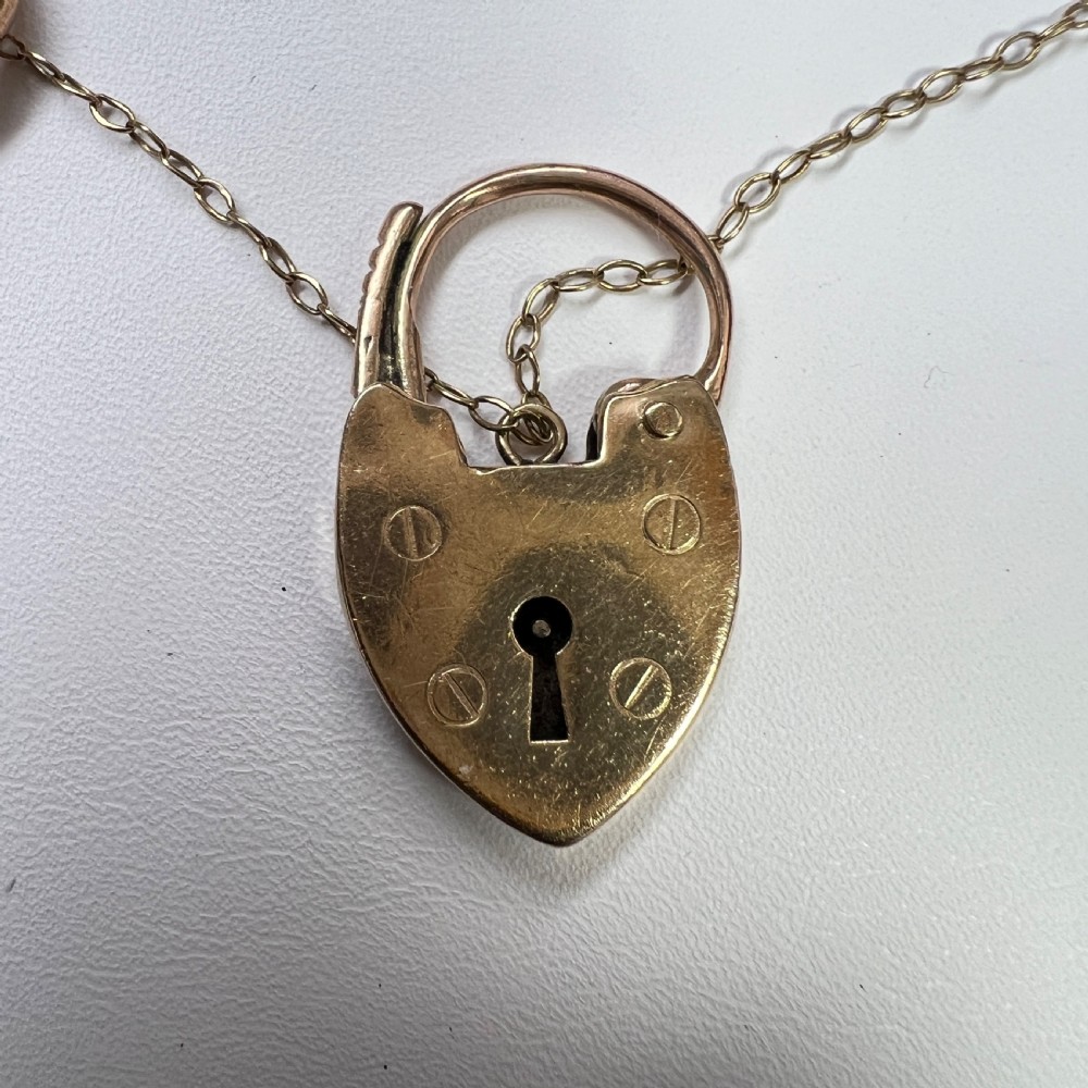 Antiques 9ct Gold Curb Bracelet With Padlock (49.1g) View VI