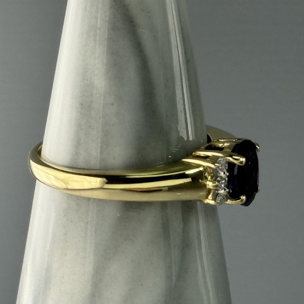 18ct Gold Amethyst & Diamond Cluster Ring View VIII