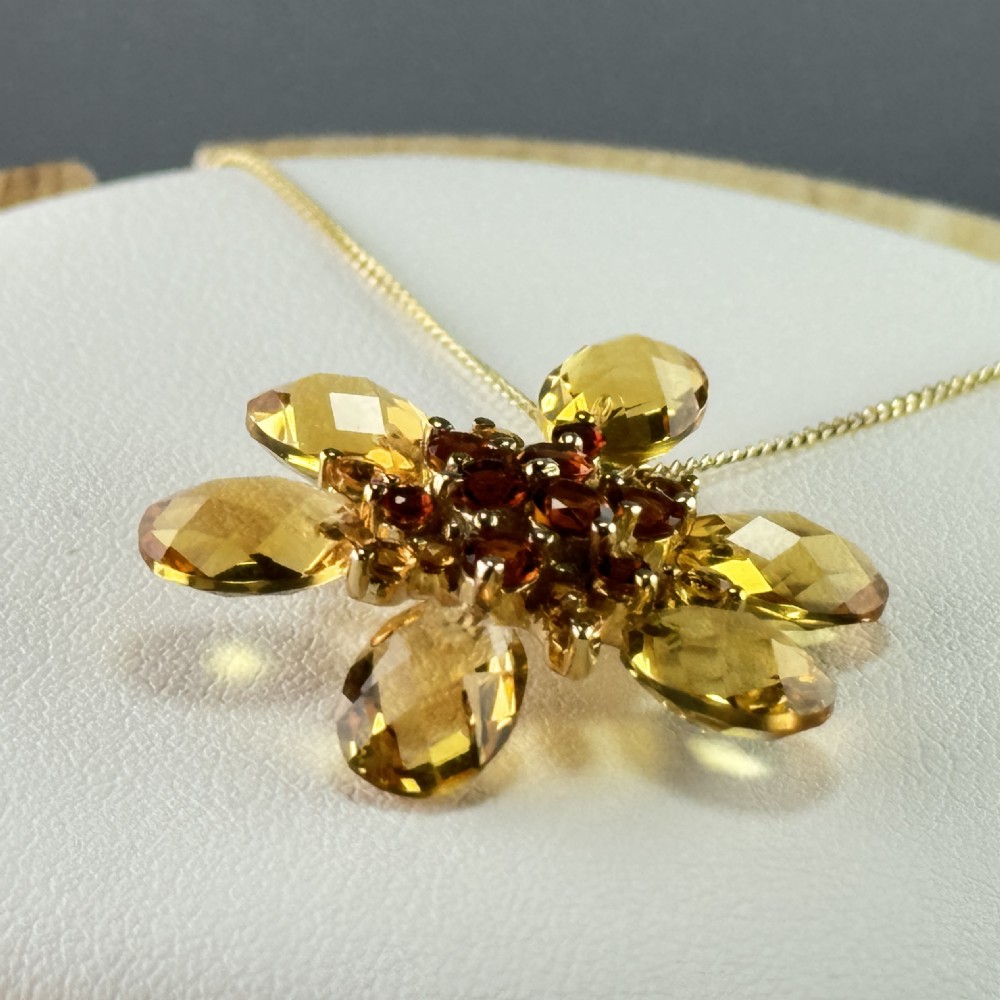 9ct Gold Citrine & Whiskey Quartz Star Pendant Necklace View IV