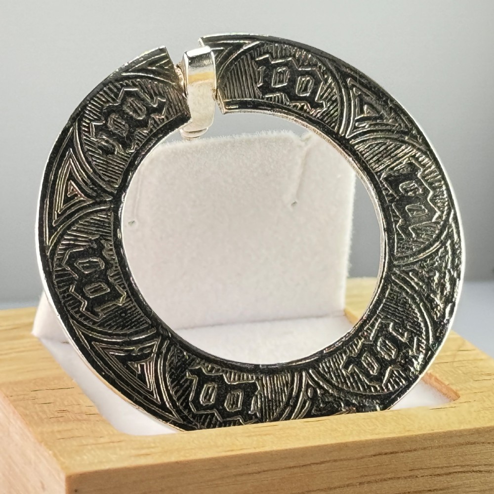 Alexander Ritchie 'Marriage Brooch' Glasgow c.1924 View II