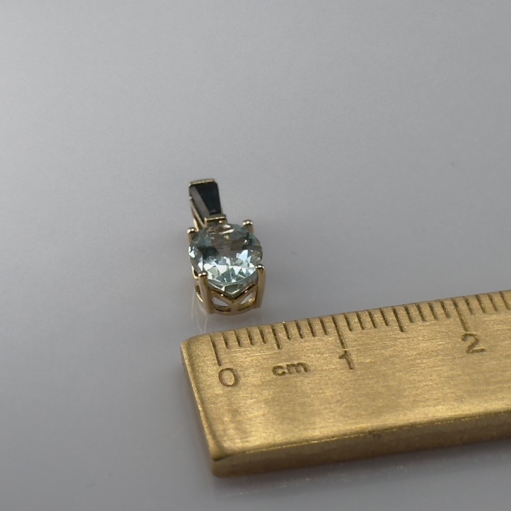 9ct Gold Unusual Aquamarine & Sapphire Pendant View X