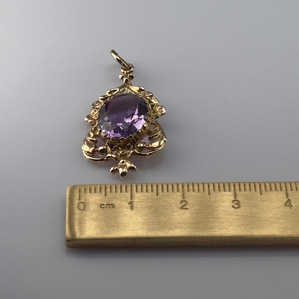 9ct Gold Victorian Large Amethyst Pendant View V
