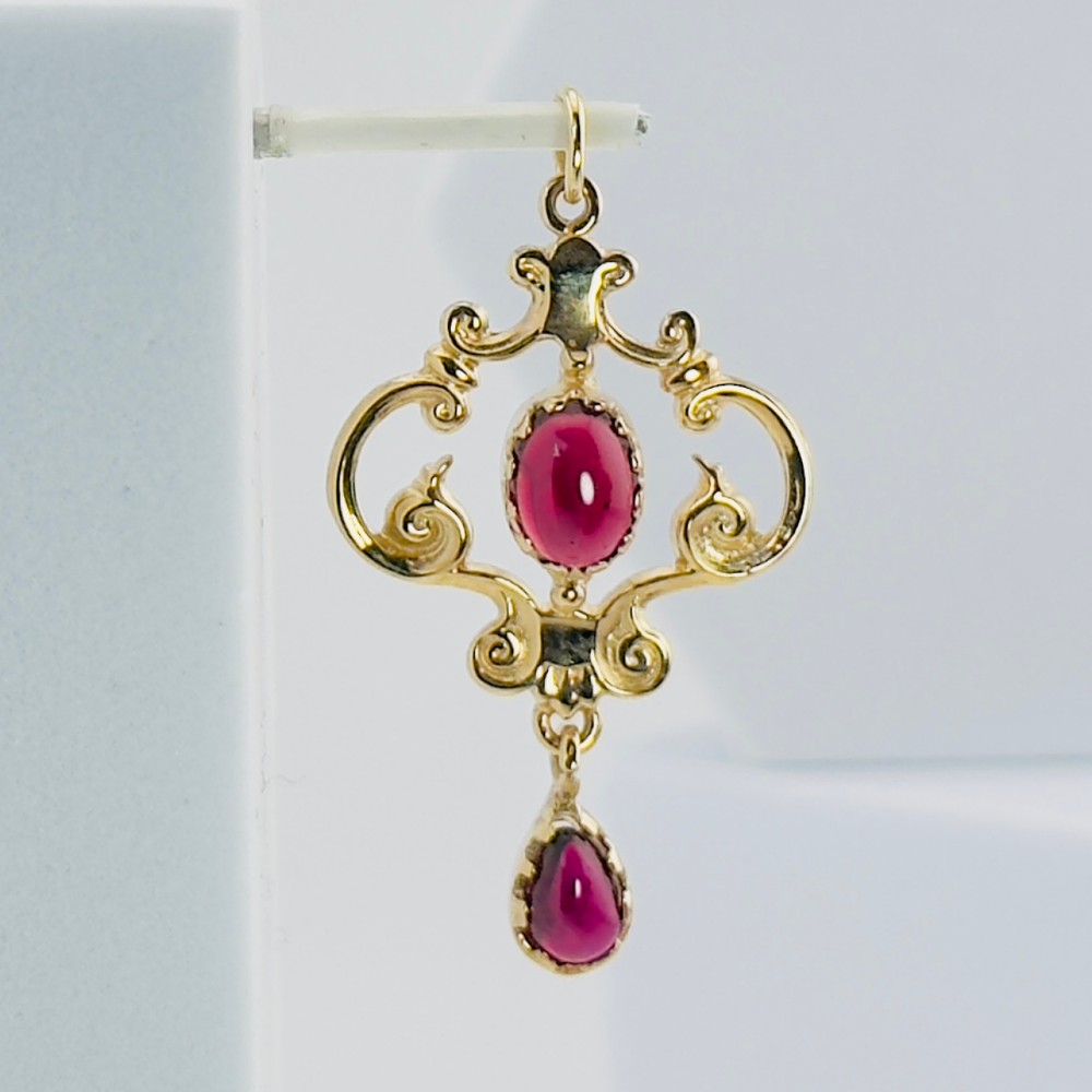 Edwardian 9ct Gold Lavaliere Cabochon Amethyst Drop Pendant