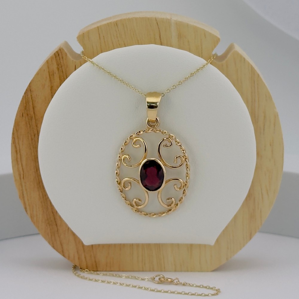 9ct Gold Mid-Century Arts & Crafts Pendant With Oval Cut Garnet Necklace