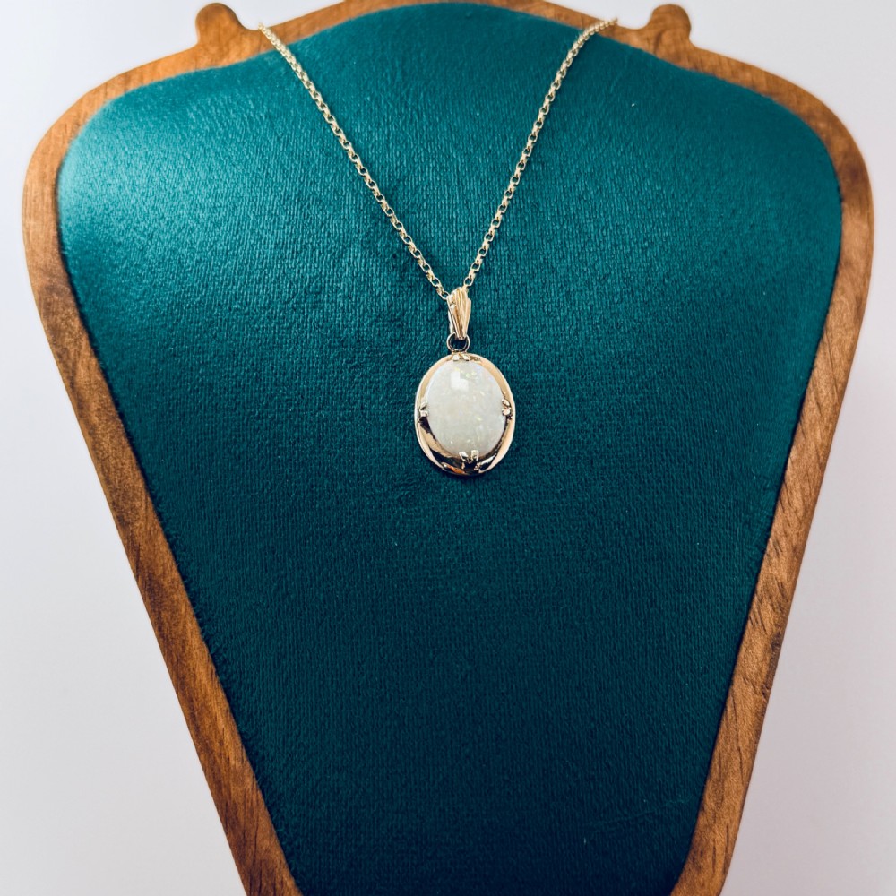 9ct Gold Large Opal Pendant Necklace View VIII