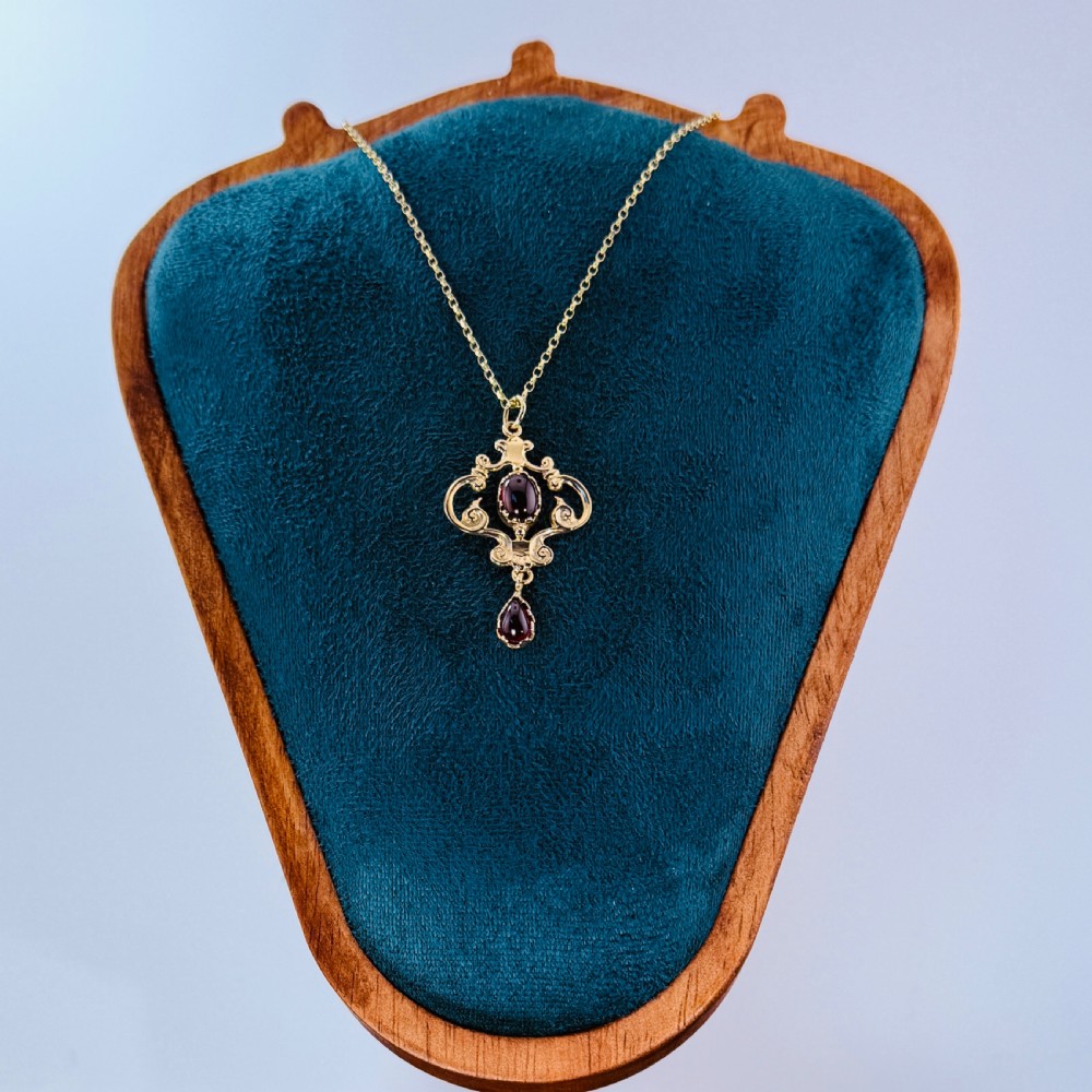Edwardian 9ct Gold Lavaliere Cabochon Garnet Drop Pendant Necklace View V