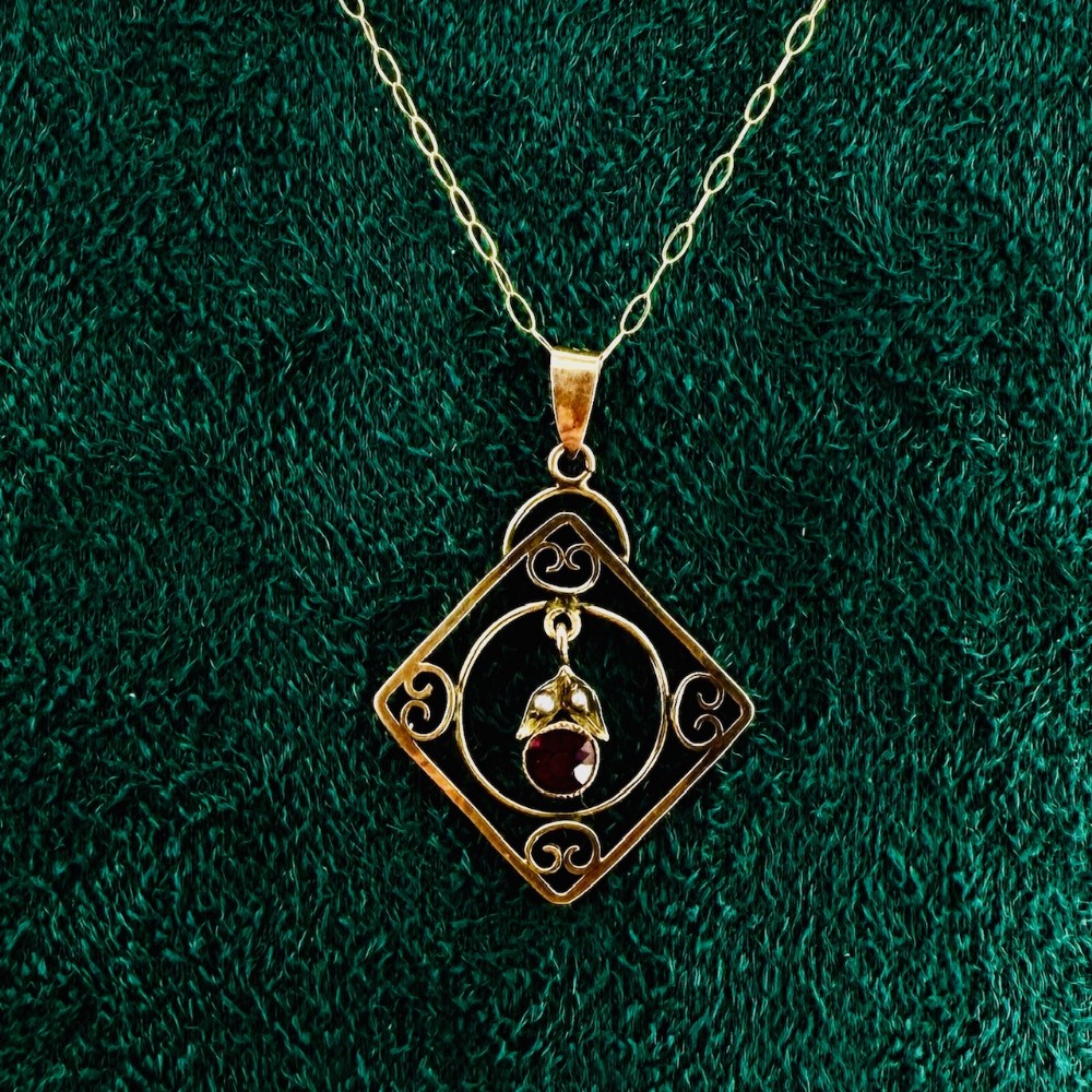 9ct Gold Edwardian Ruby and Seed Pearls Pendant Necklace