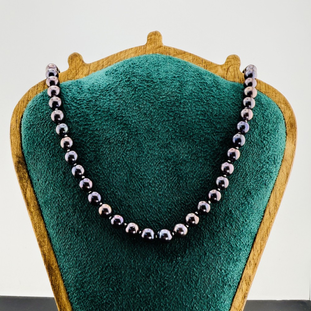 14ct Gold Clasped Purple Cultured Pearl Necklace 