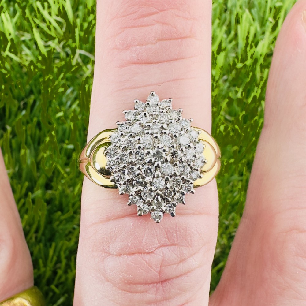 18ct Gold Vintage Diamond 1.00ct Cluster Ring