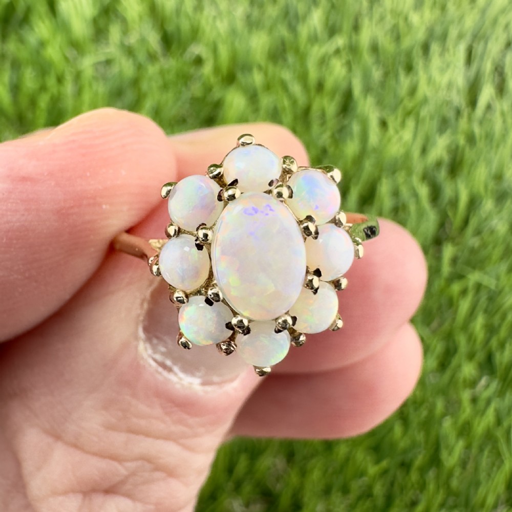 9ct Gold Cabochon Opal Nine Stone Cluster Ring