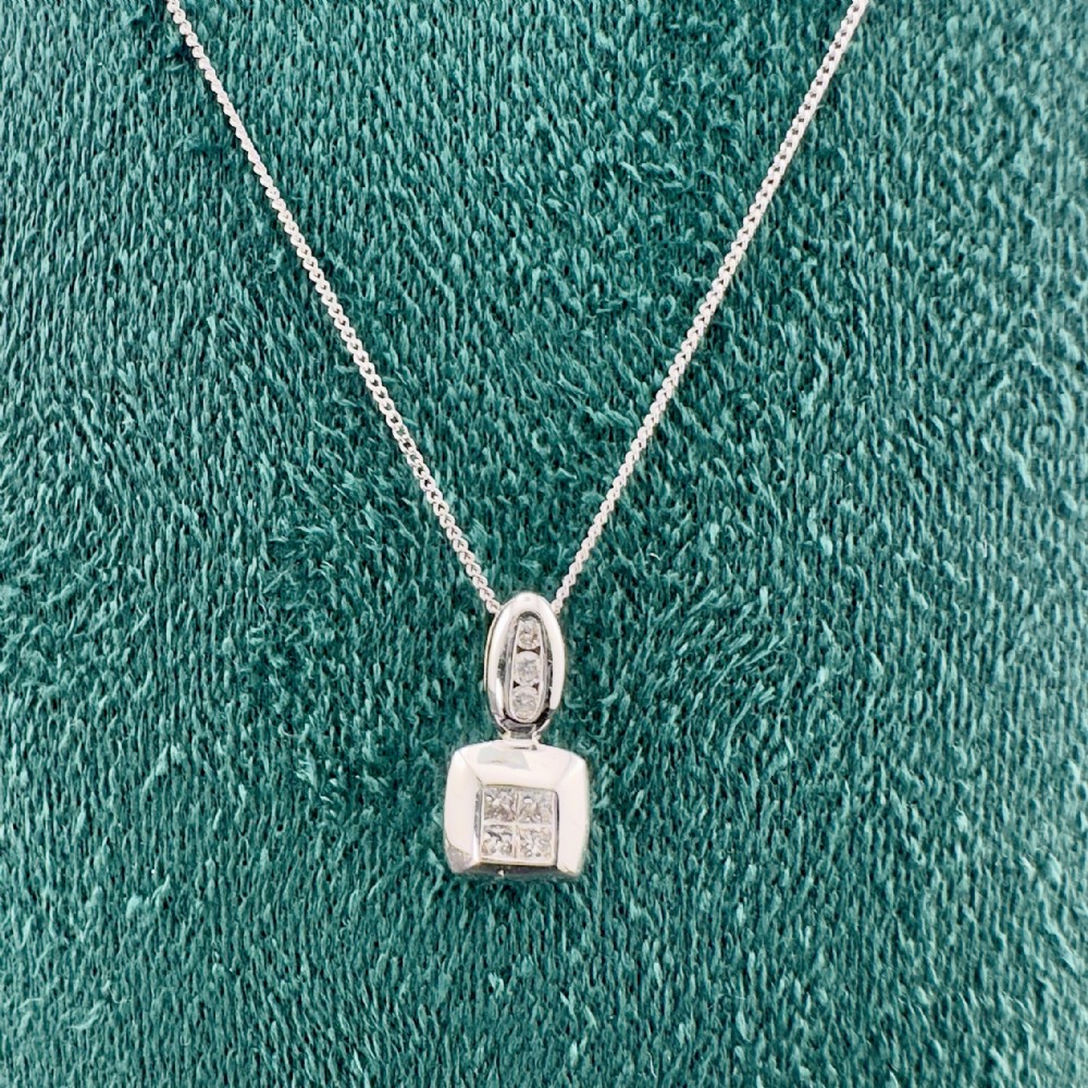 18ct White Gold Princess, Round Cut Natural Diamond Pendant Necklace