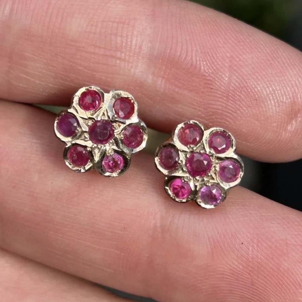 18ct Gold Ruby Flower Cluster Stud Earrings