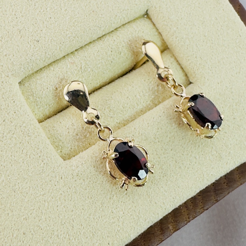 9ct Gold Oval Cut Garnet Drop Stud Earrings
