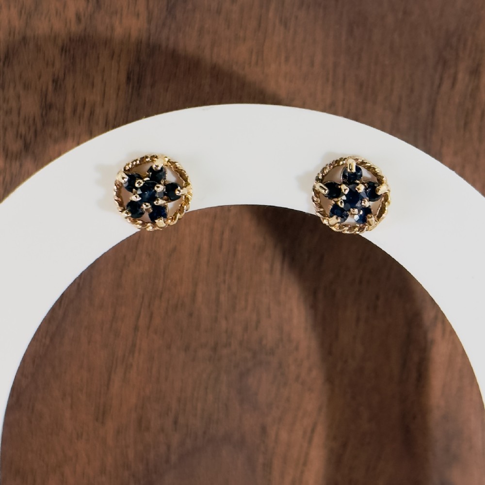 9ct Yellow Gold Sapphire Cluster Stud Earrings