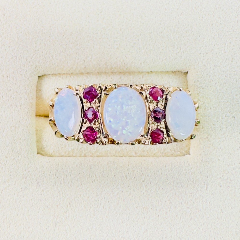 9ct Gold Vintage Three Stone Opal and Ruby Ring