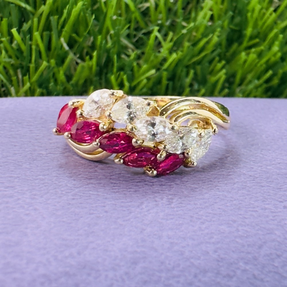 18ct Gold Marquis Cut Diamonds (1.00ct) and Ruby Ring