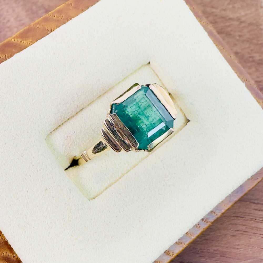 9ct Gold Antique Art Deco Emerald (2.50ct) Solitaire Ring C.1920's