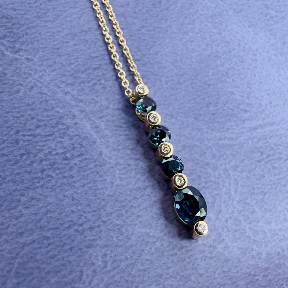 18ct Gold Diamond and Sapphire Pendant Necklace