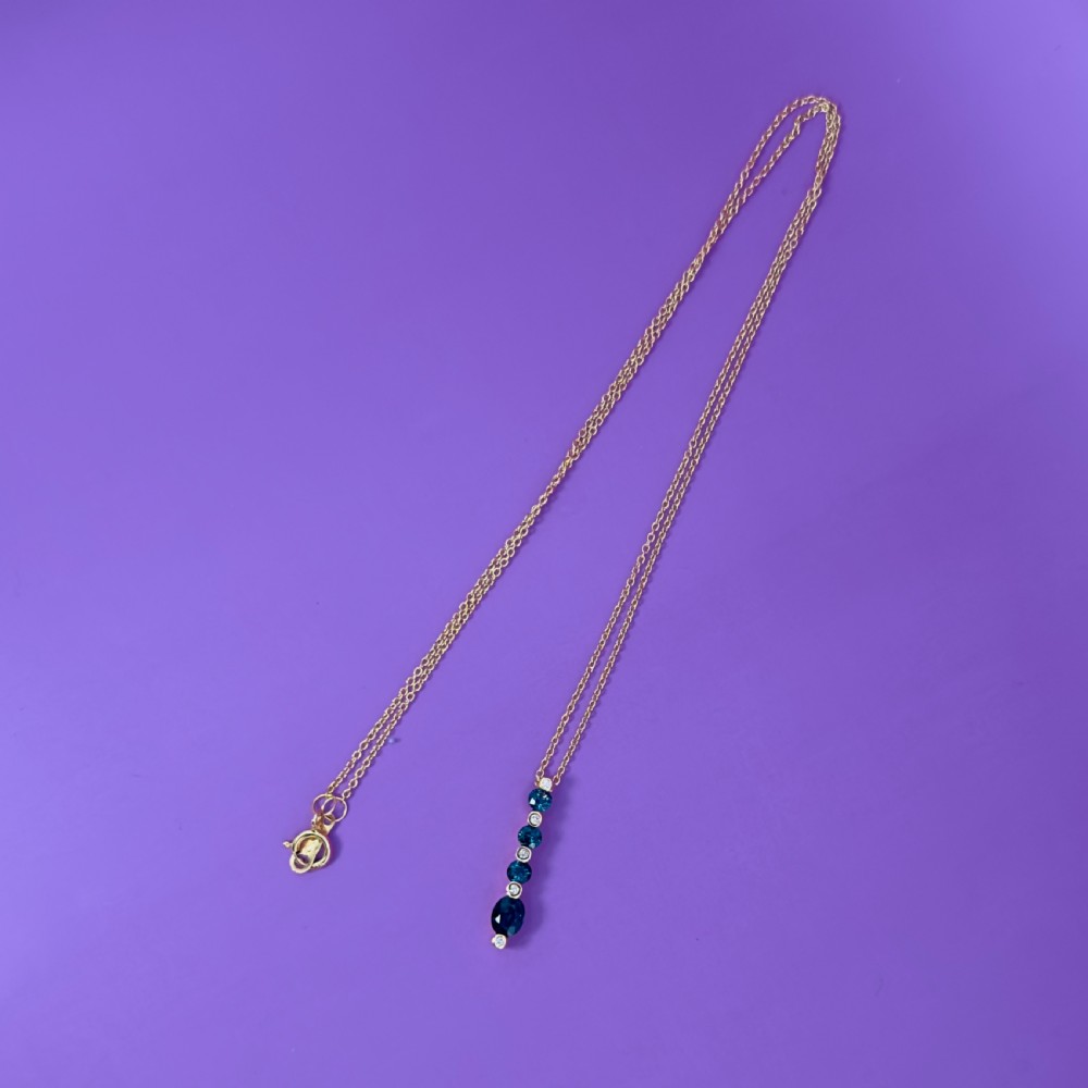 18ct Gold Diamond and Sapphire Pendant Necklace View XI