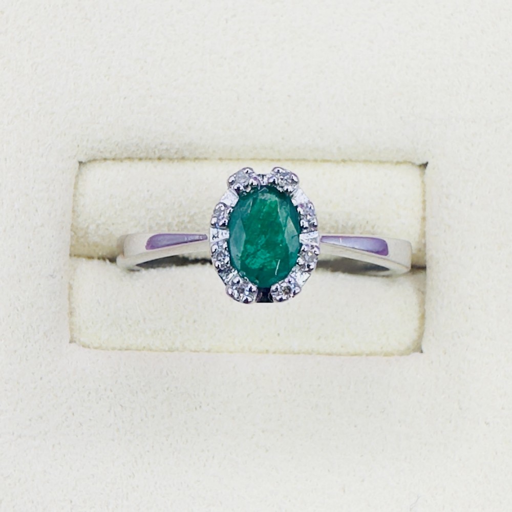18ct White Gold Emerald and Diamond Cluster Ring