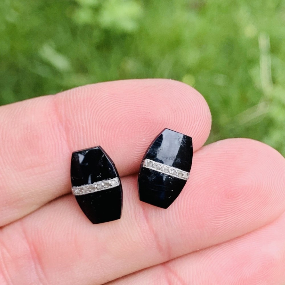 French Art Deco 18ct Gold Onyx & Rose Cut Diamond in Platinum Strip Stud Earring View III