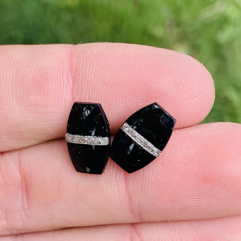 French Art Deco 18ct Gold Onyx & Rose Cut Diamond in Platinum Strip Stud Earring View IV