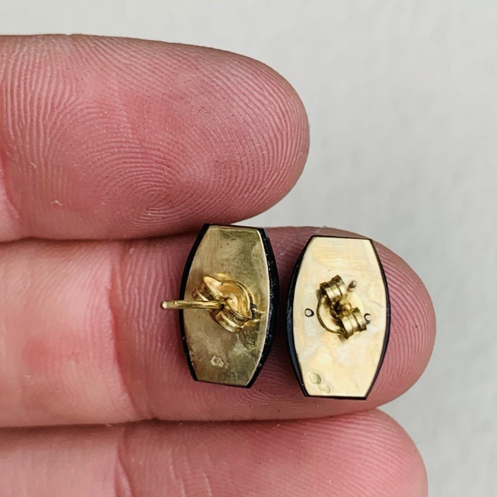French Art Deco 18ct Gold Onyx & Rose Cut Diamond in Platinum Strip Stud Earring View V