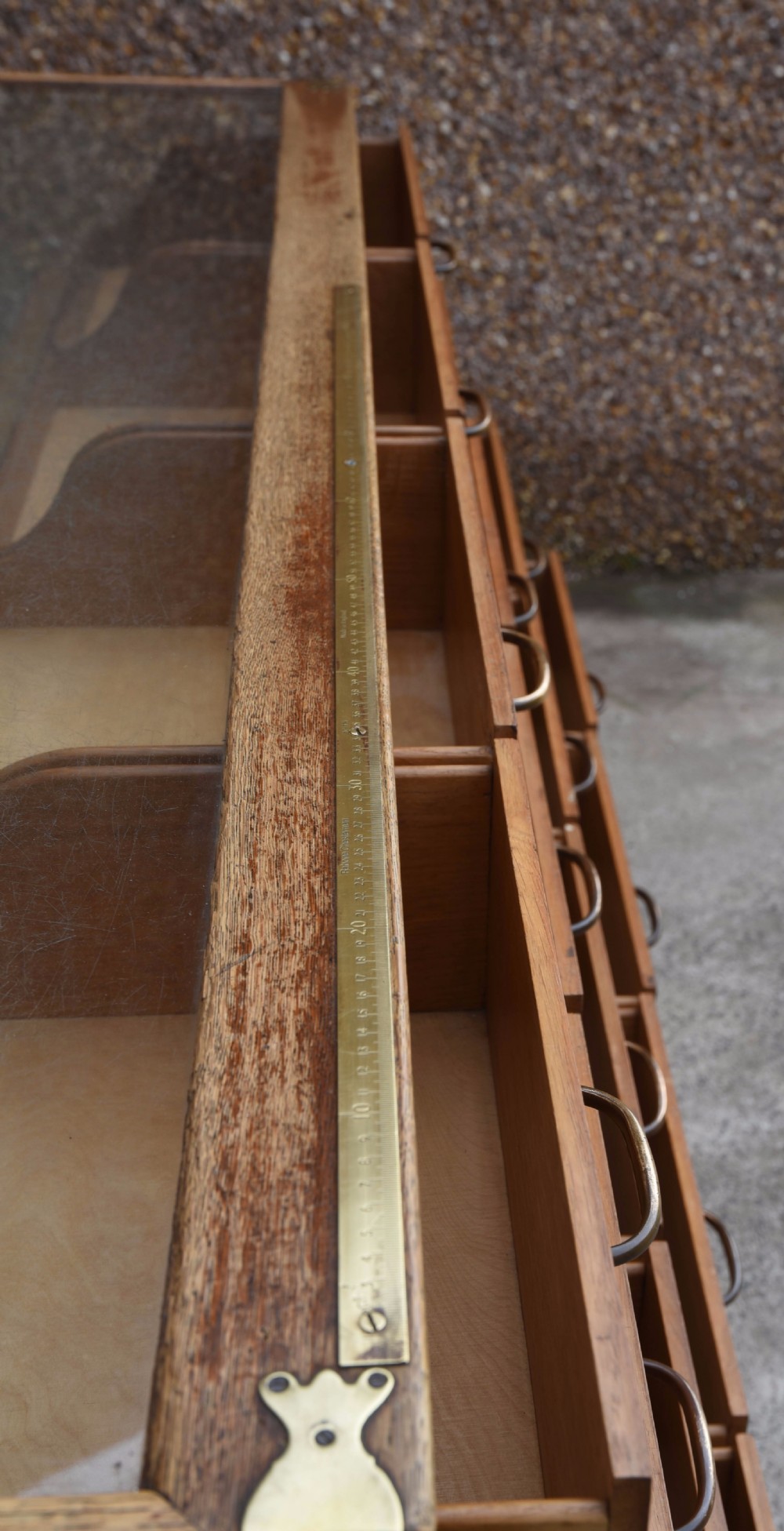 Oak haberdashery shop counter by J LE VINE London View XVII