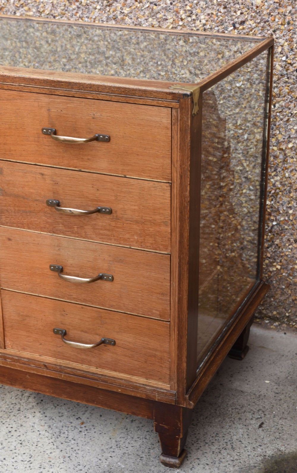 Oak haberdashery shop counter by J LE VINE London View XVIII