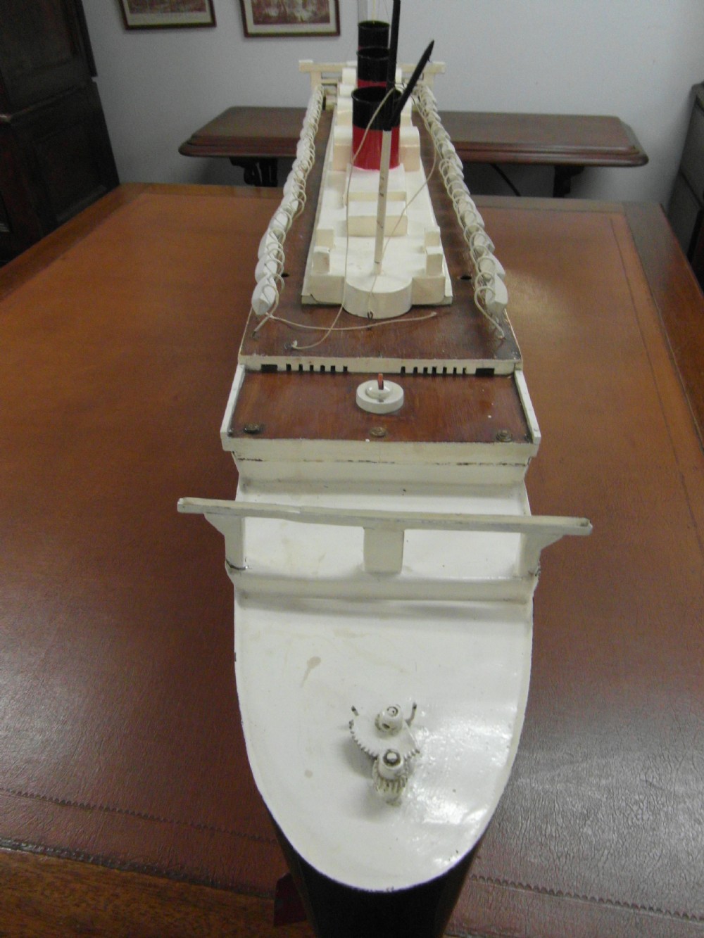 Queen Mary Cunard White Star Line Working Model Ship  View IV