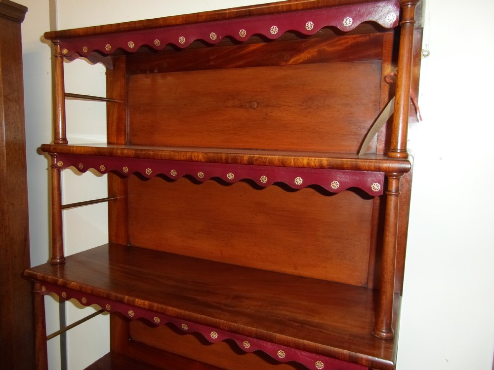 Georgian Mahogany  graduated Shelves View IV