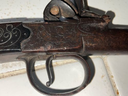 QUEEN ANN FLINTLOCK PISTOL - ADDITIONAL PHOTO 2