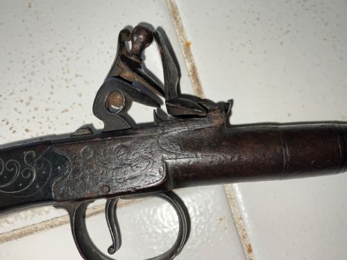 QUEEN ANN FLINTLOCK PISTOL - ADDITIONAL PHOTO 3