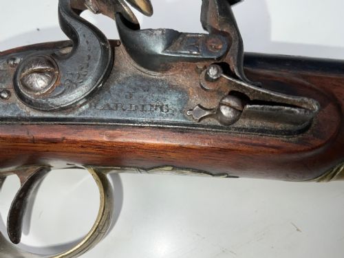 A RARE FLINTLOCK OVERCOAT PISTOL FOR AN INSPECTOR OF MAIL COACHES - ADDITIONAL PHOTO 3