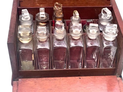 GEORGE III APOTHECARY BOX WITH CONTENTS - ADDITIONAL PHOTO 3