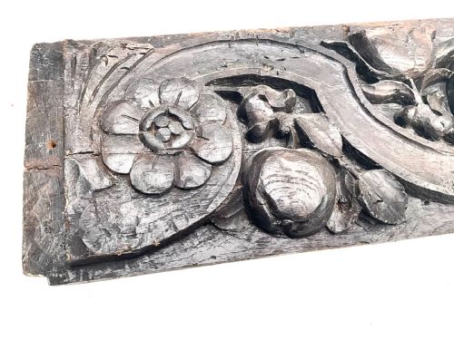 16TH CENTURY HAND CARVED ENGLISH TUDOR ENGLISH WALNUT PANEL - ADDITIONAL PHOTO 2