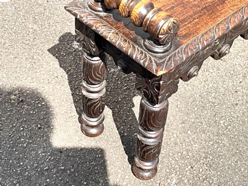 WINDOW SEAT FOR TWO JACOBEAN OAK VICTORIAN - ADDITIONAL PHOTO 19