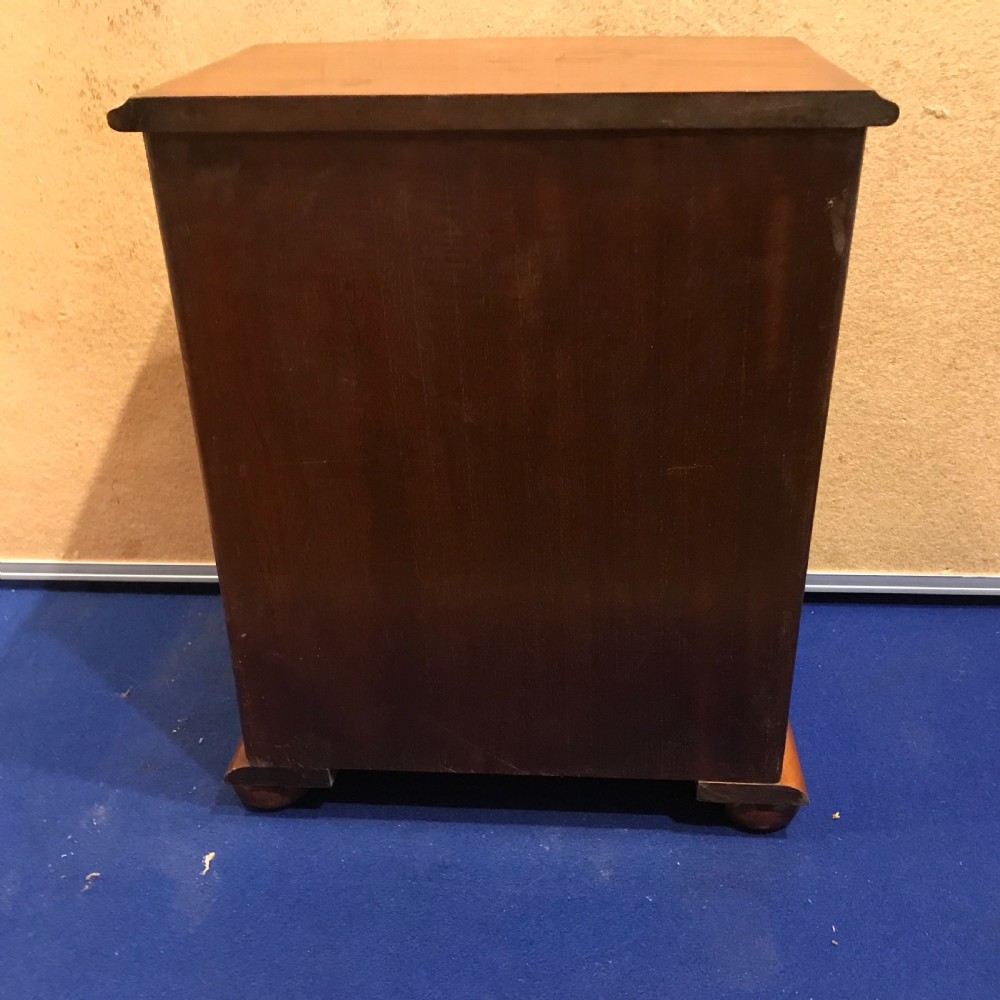 Apprentice chest of bow front drawers Victorian  View V