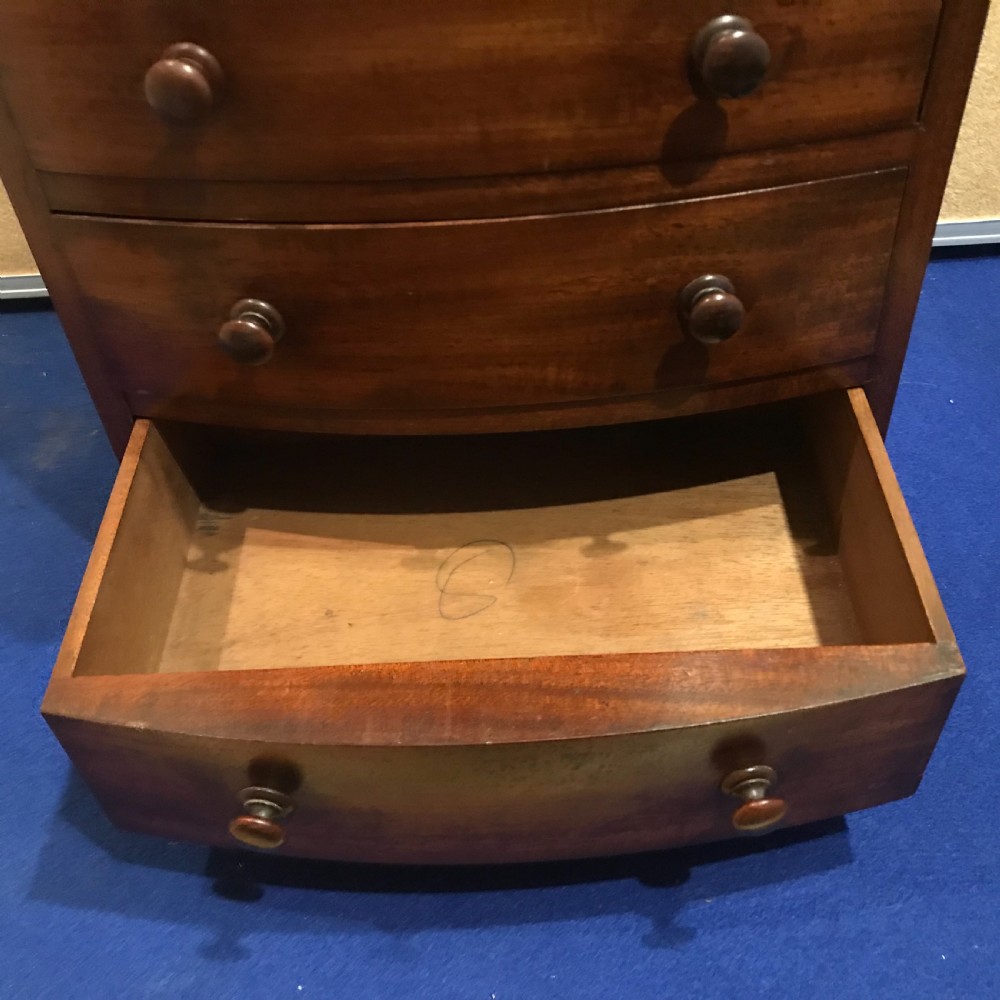 Apprentice chest of bow front drawers Victorian  View VII