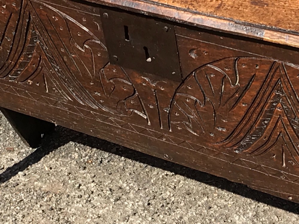Oak 18th century coffer View IV