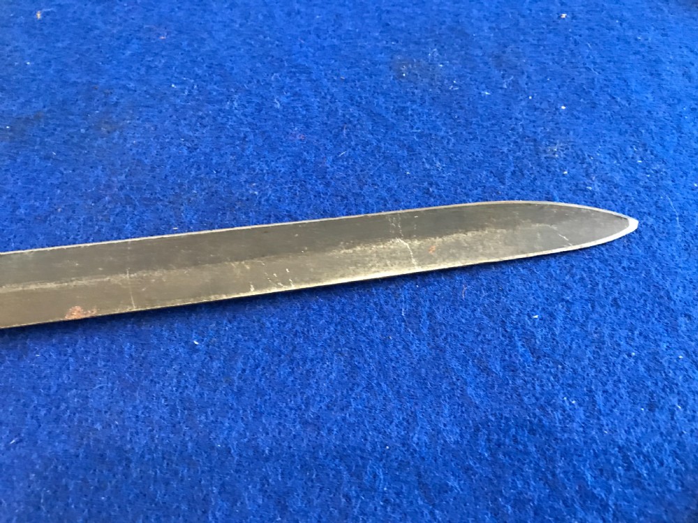 British Army Officers close combat sword View XII