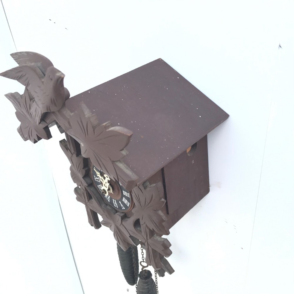 Cuckoo clock Black Forest design View VIII