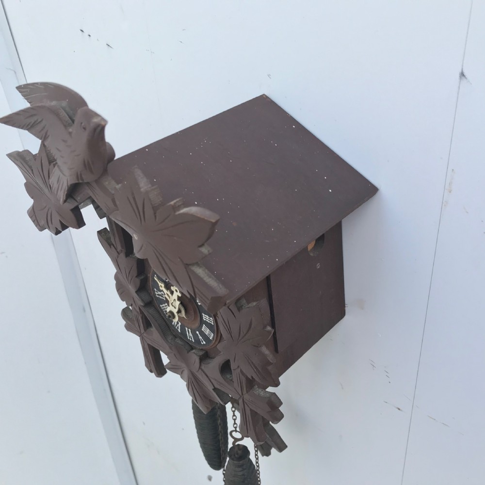 Cuckoo clock Black Forest design View IX