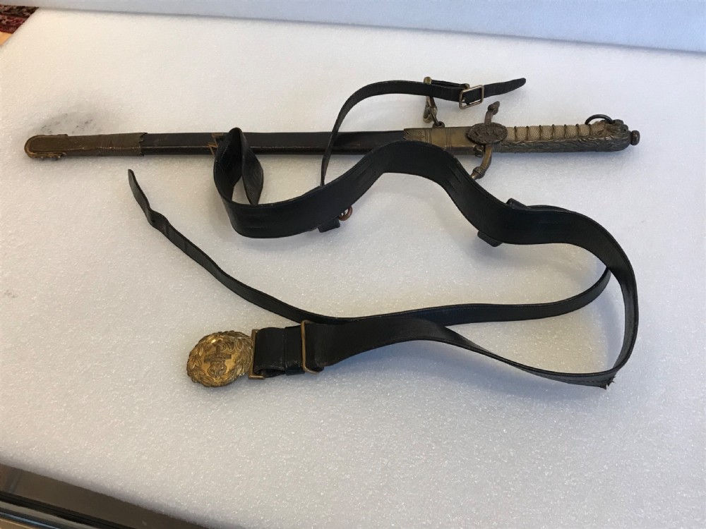 Royal Navy  GRV Officers Sword and belt