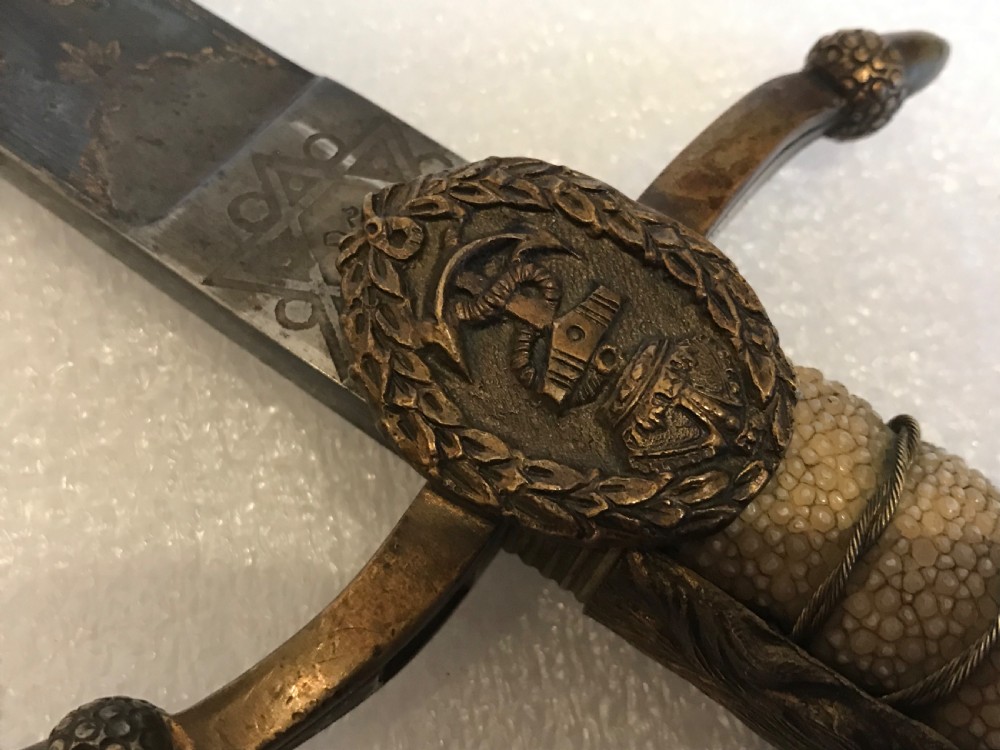Royal Navy  GRV Officers Sword and belt View XVI